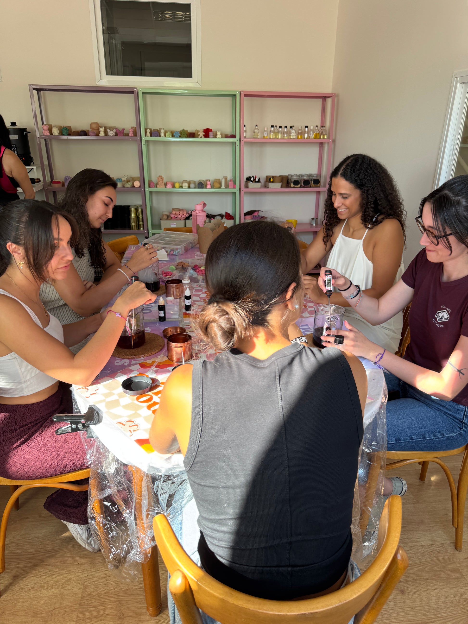 TALLER VELAS & VINOS
