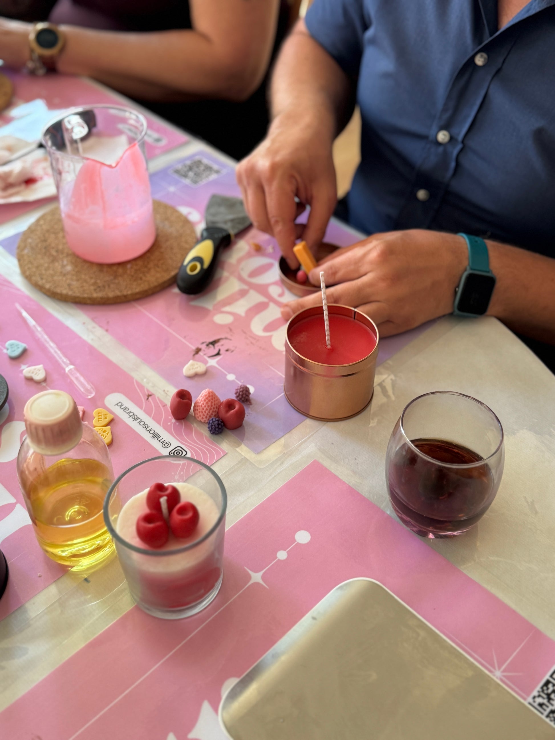 Taller de velas creativo con cera de soja 